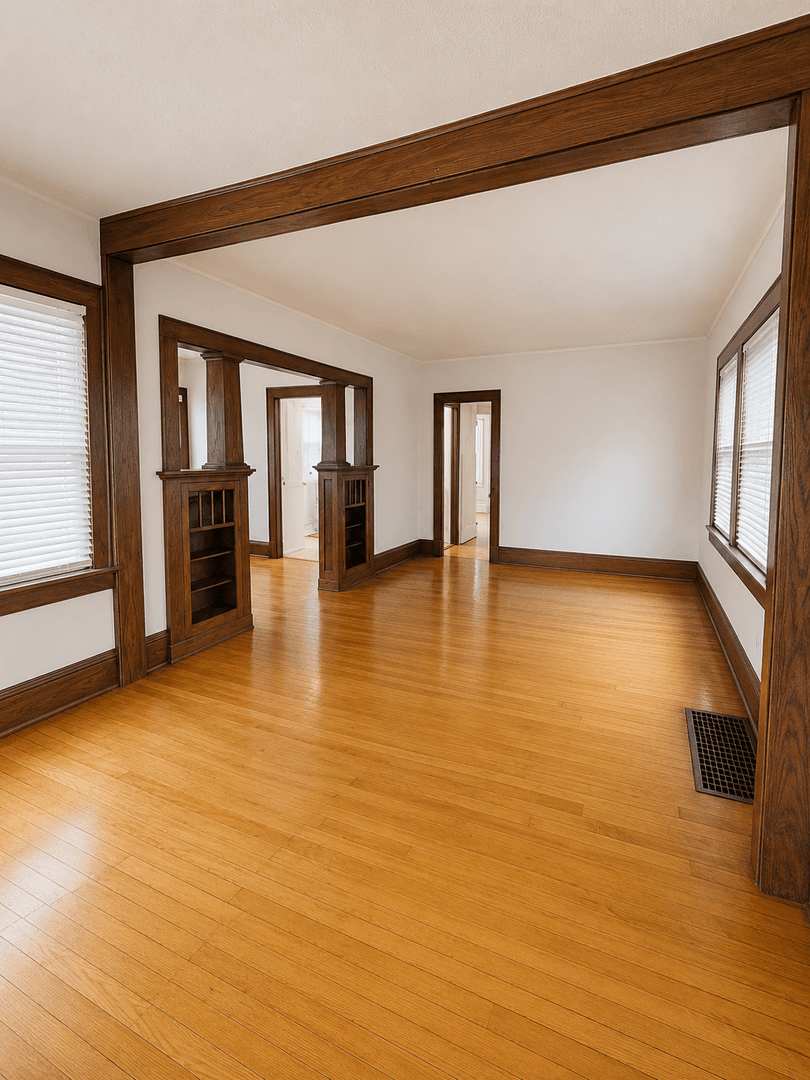 Minneapolis Apartment: 2018 Como Ave SE