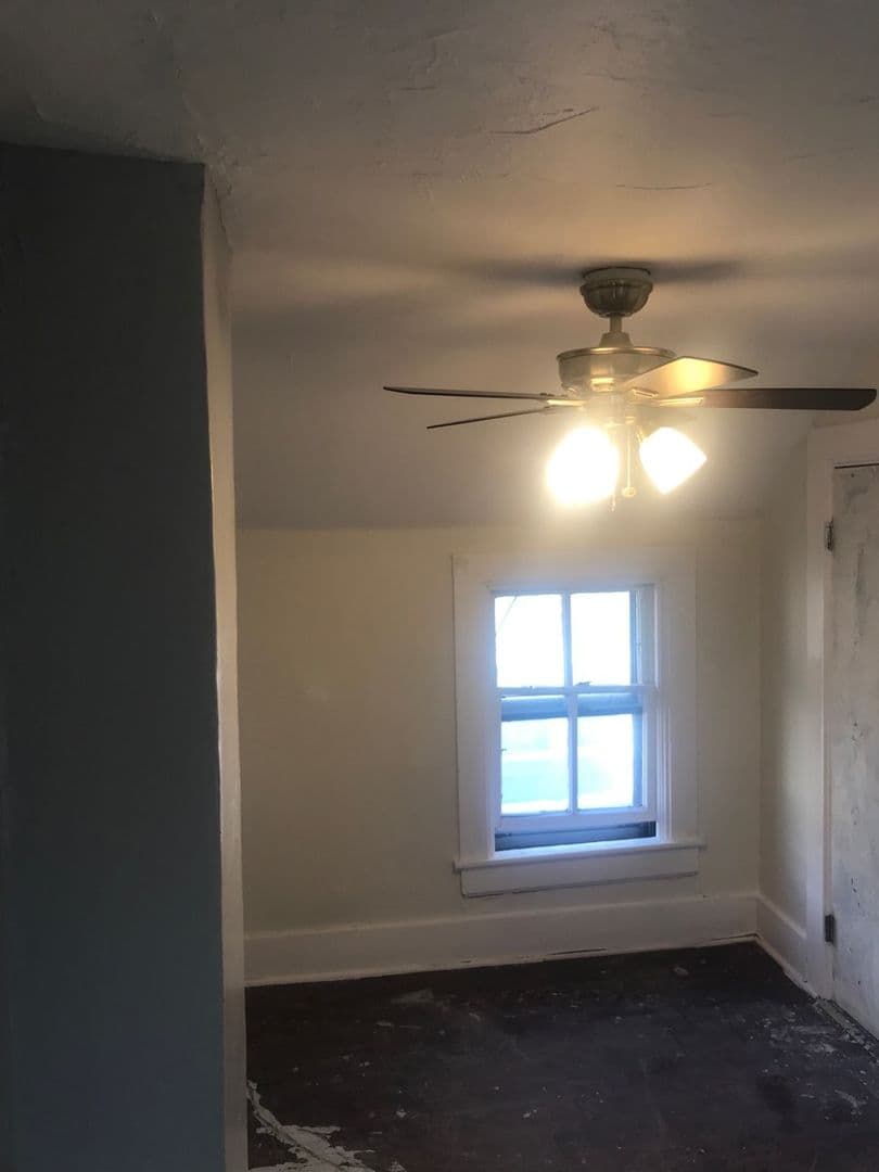 Minneapolis Apartment: 415 4th St SE