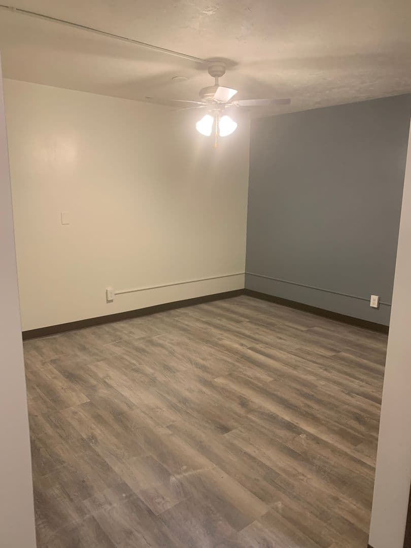 Minneapolis Apartment: 904-912 21st Ave S