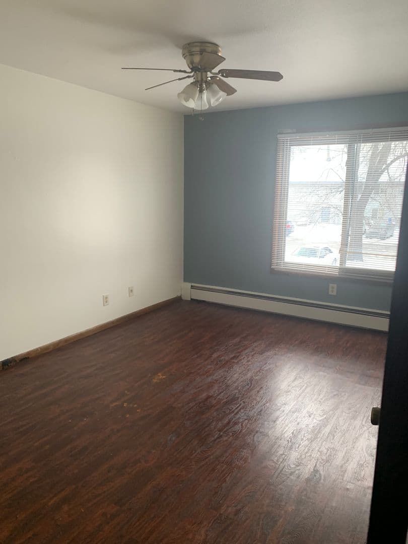 Minneapolis Apartment: 904-912 21st Ave S