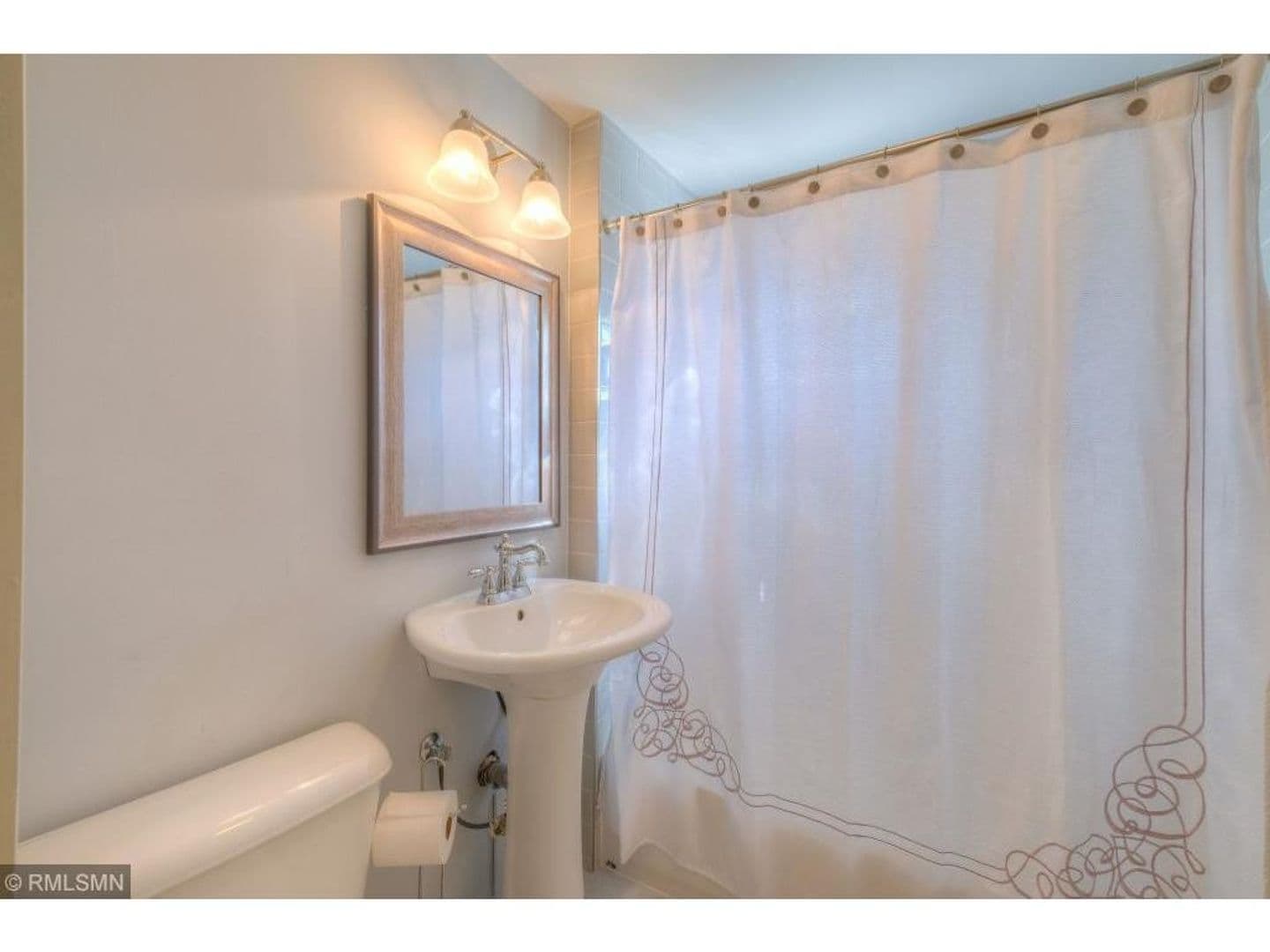 St Paul House: 1654 Van Buren Ave