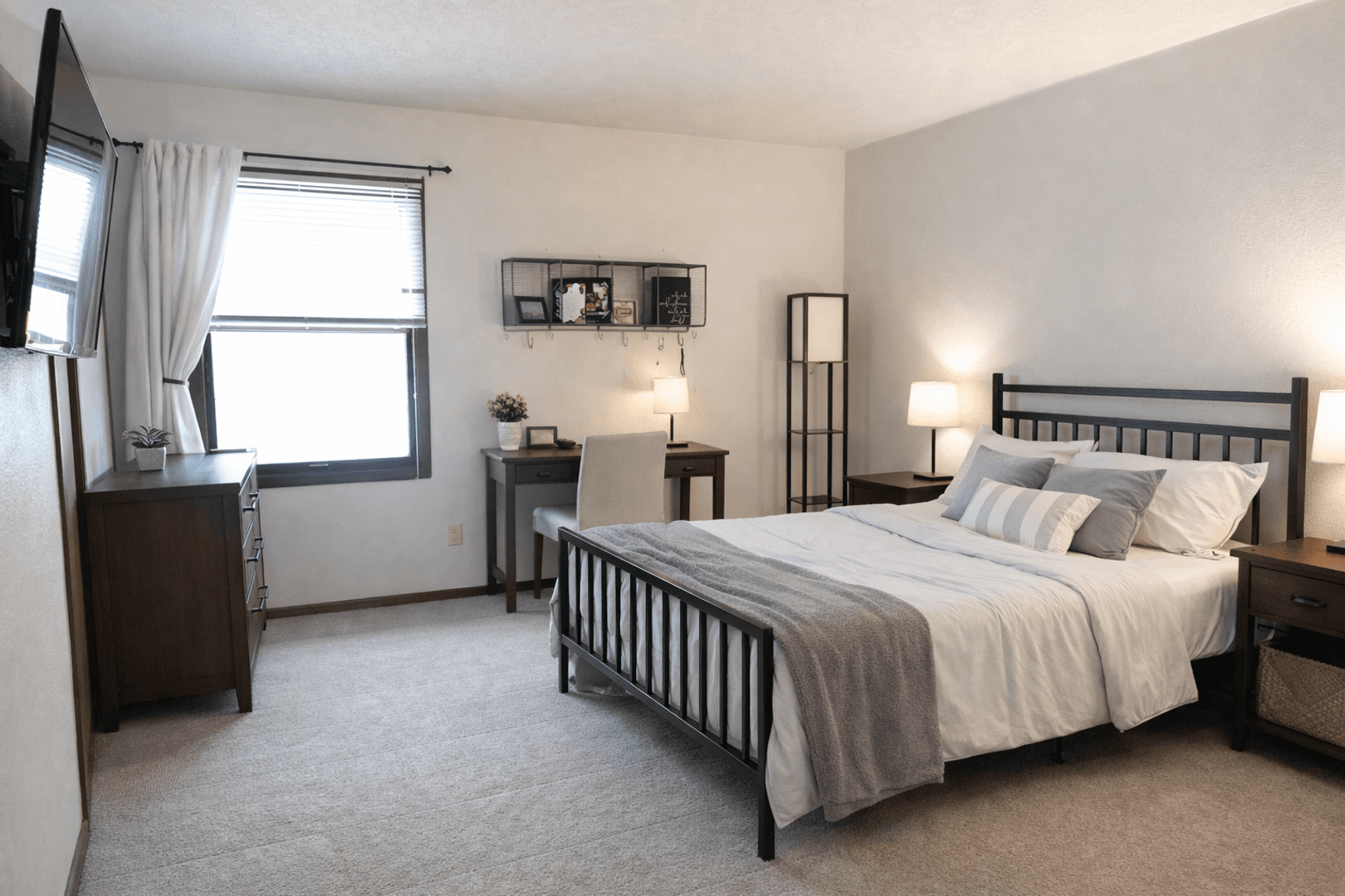 St Paul Apartment: 1146-48 Raleigh St