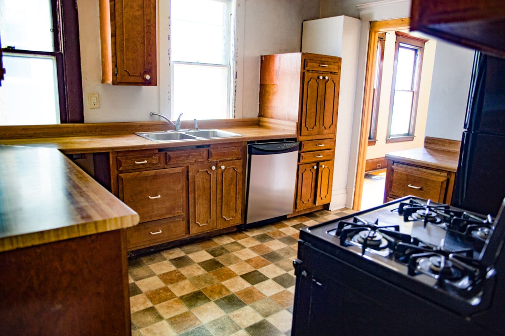 Minneapolis Apartment: 2701 Delaware St SE