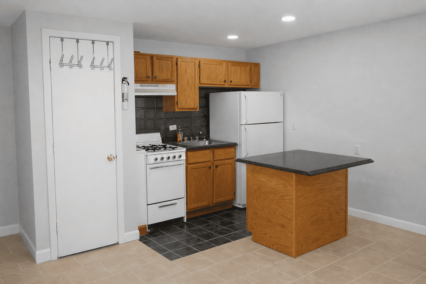 Minneapolis Apartment: 810 8th St SE