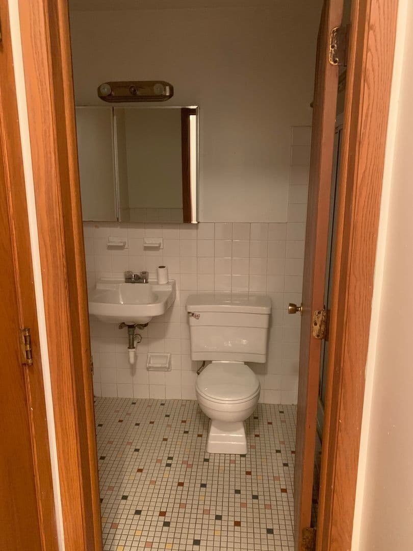 Minneapolis Apartment: 800 University Ave SE