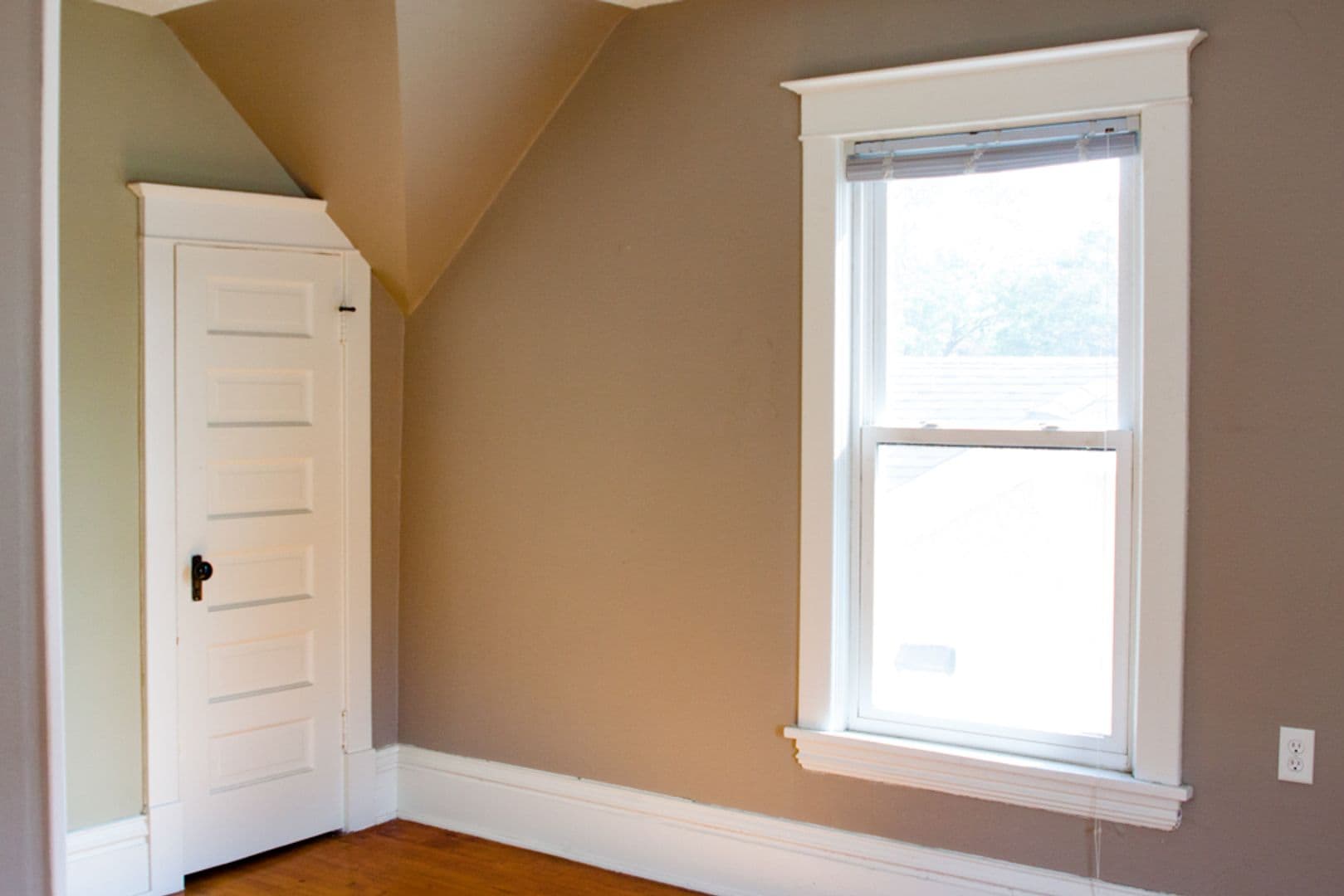 Minneapolis House: 1145 14th Ave SE