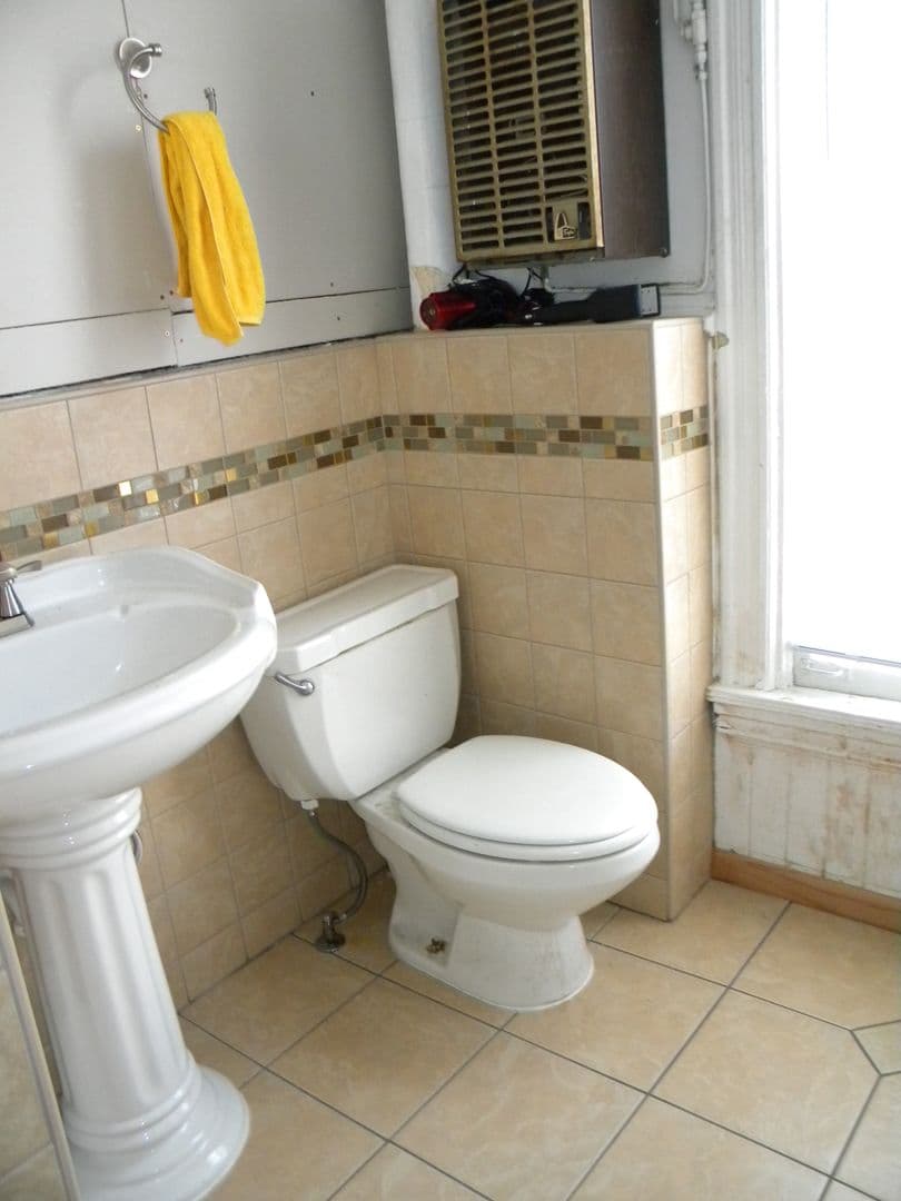Minneapolis Apartment: 1109 13th Ave SE