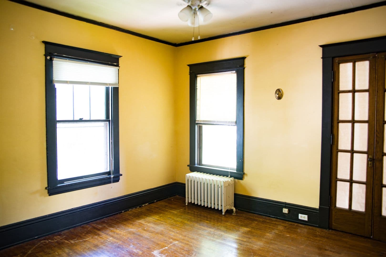 Minnneapolis Apartment: 417 11th Ave SE