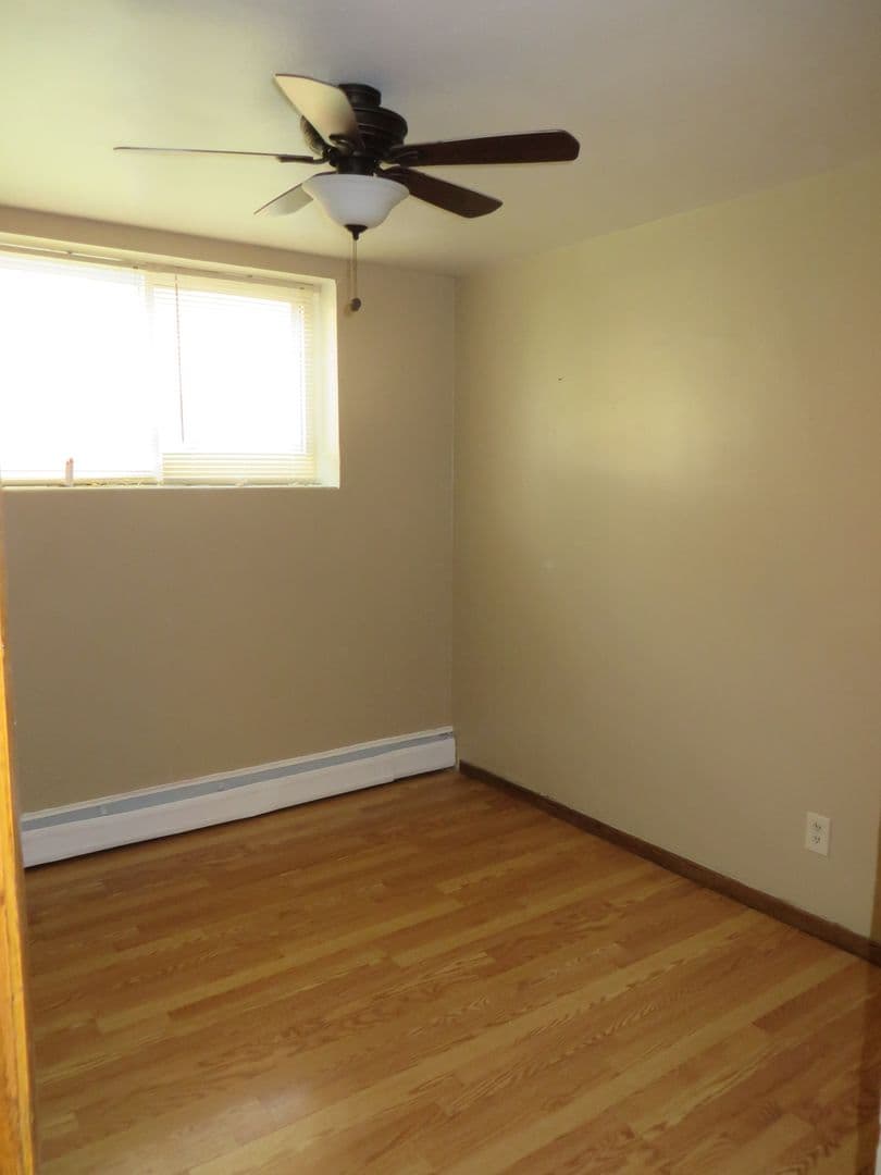Minneapolis Apartment: 1823 Ulysses St NE