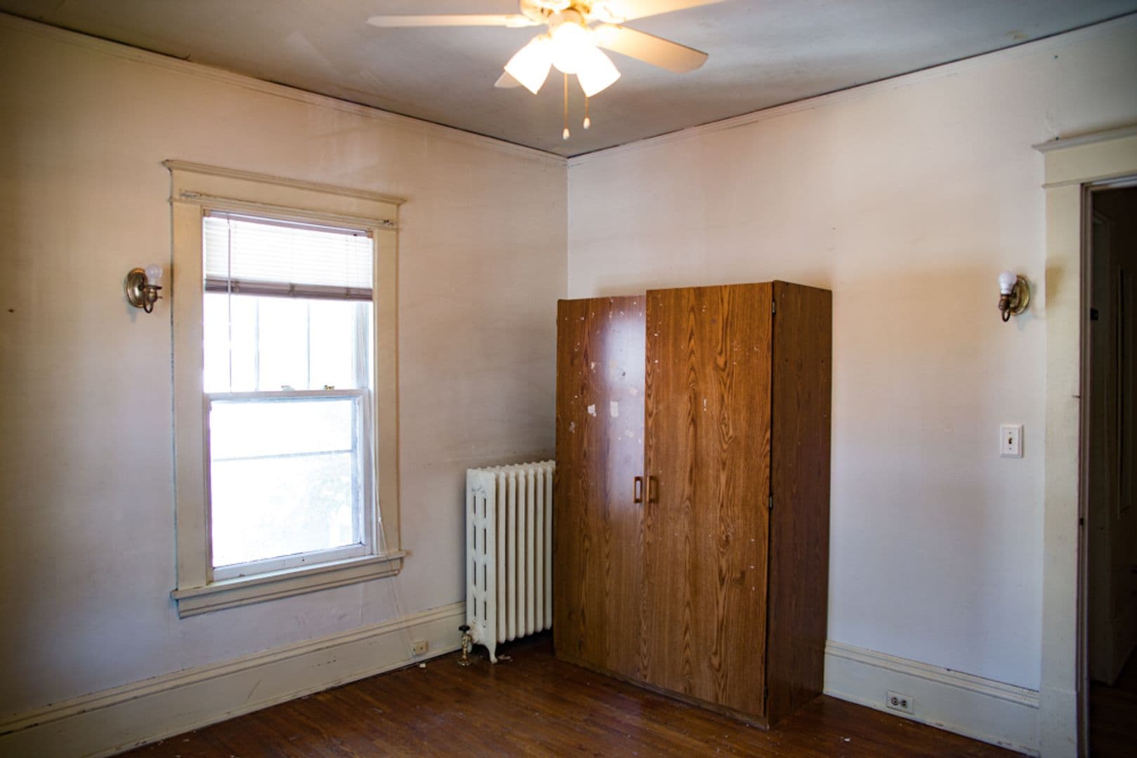 Minnneapolis Apartment: 417 11th Ave SE