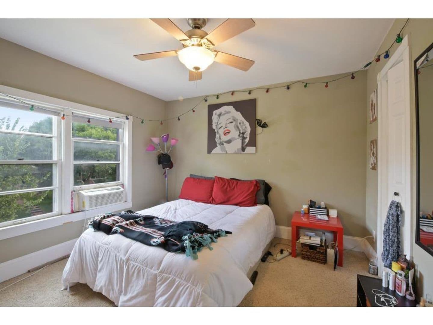 St. Paul Apartment: 1270 Seminary Ave