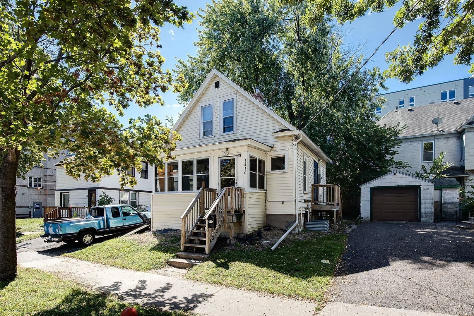 Minneapolis House: 1410 8th St SE