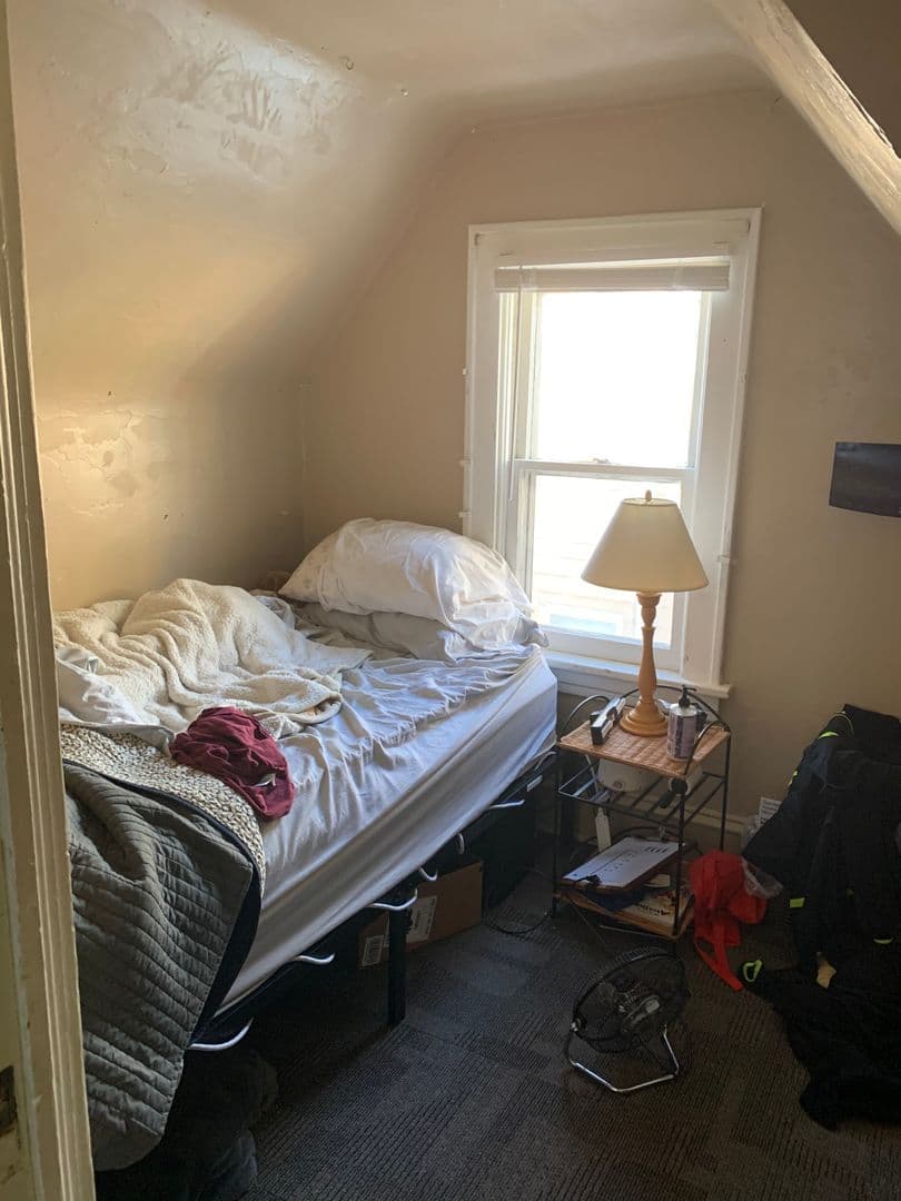 Minneapolis House: 644 Ontario St SE