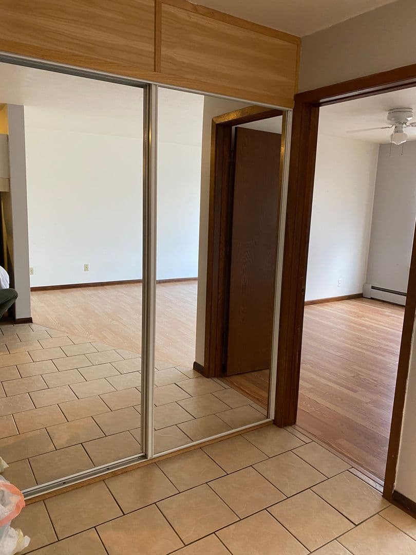 Minneapolis Apartment: 904-912 21st Ave S