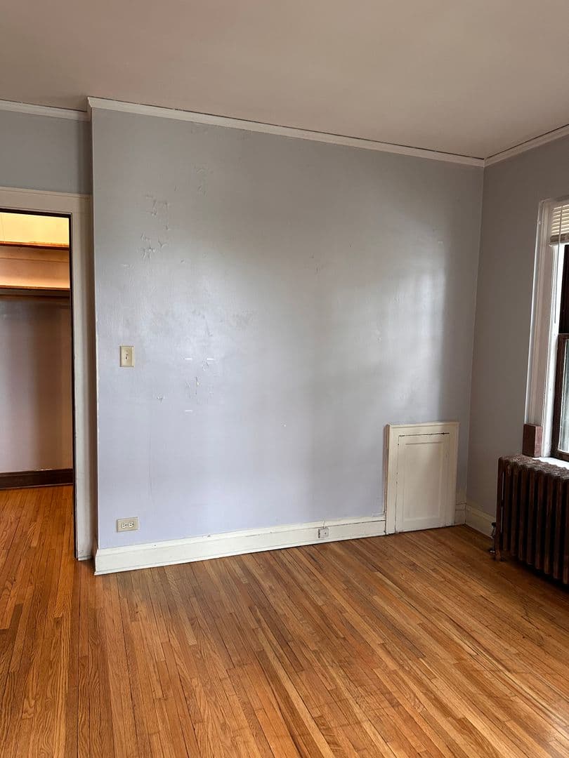Minneapolis Apartment: 813 University Ave SE