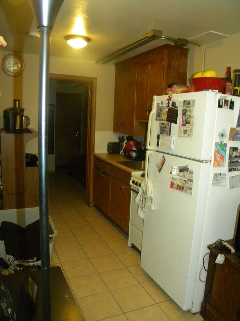 Lauderdale Apartment: 1846 Walnut St