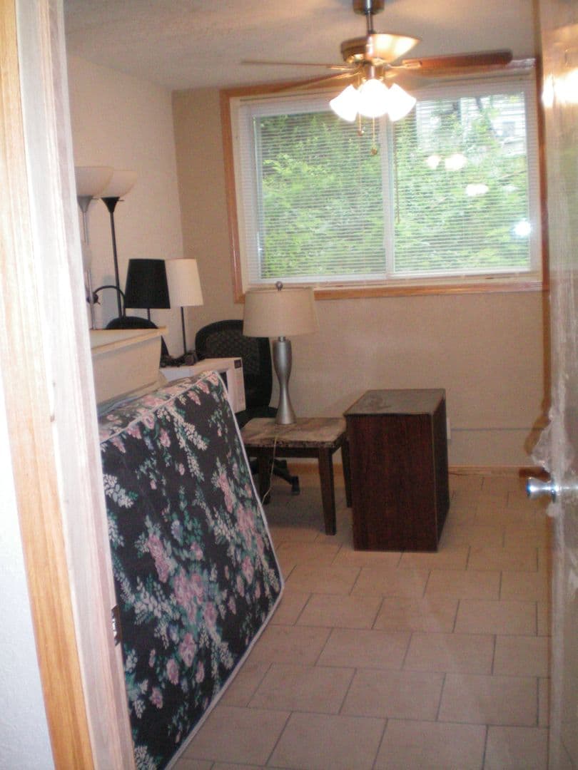 Minneapolis Apartment: 720 6th Ave SE