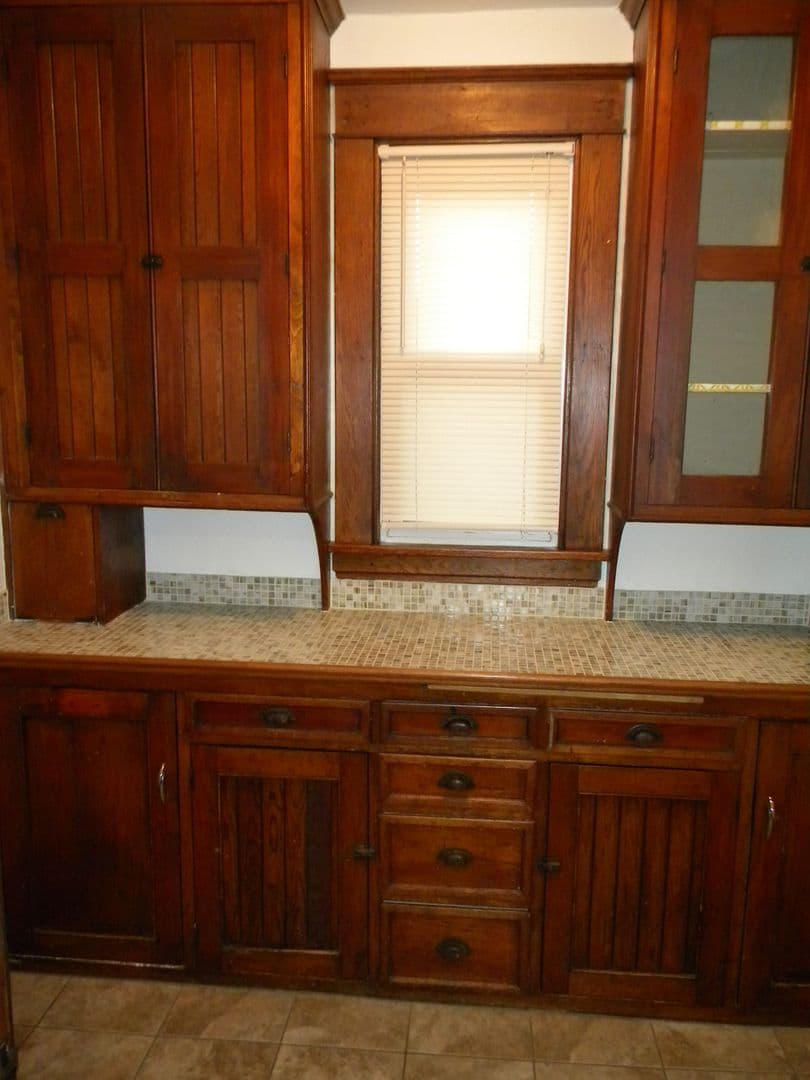 Minneapolis Apartment: 742 Buchanan St NE