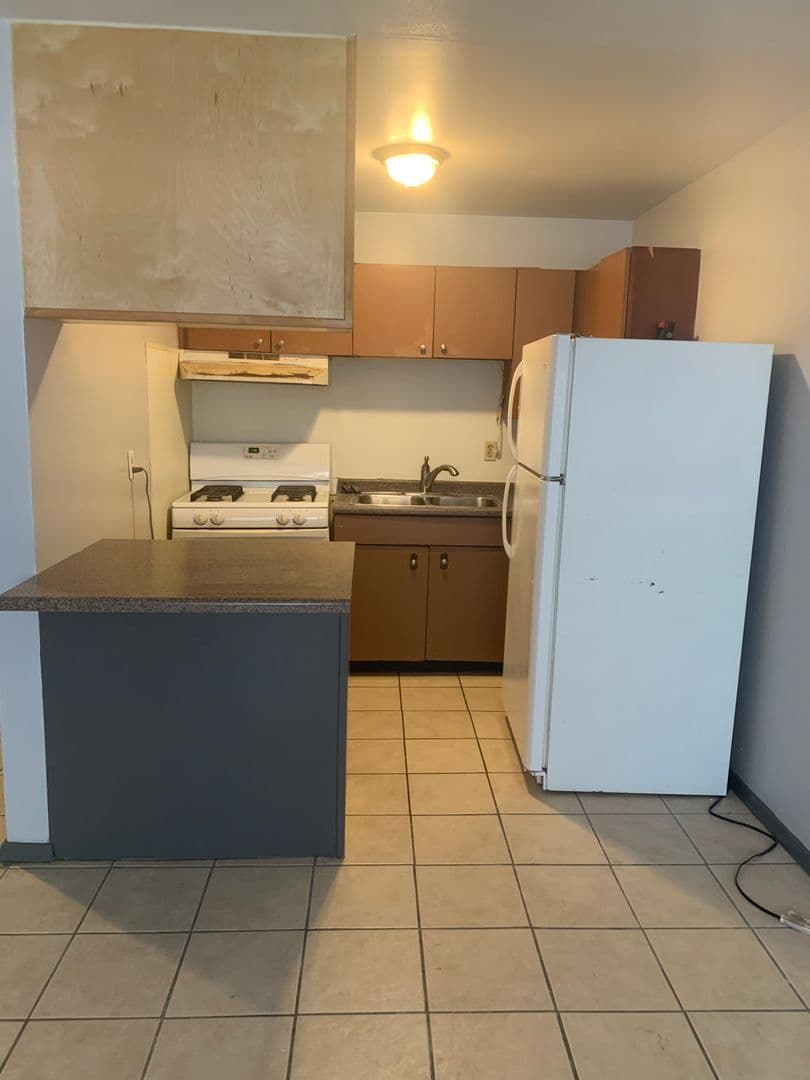 Minneapolis Apartment: 800 University Ave SE