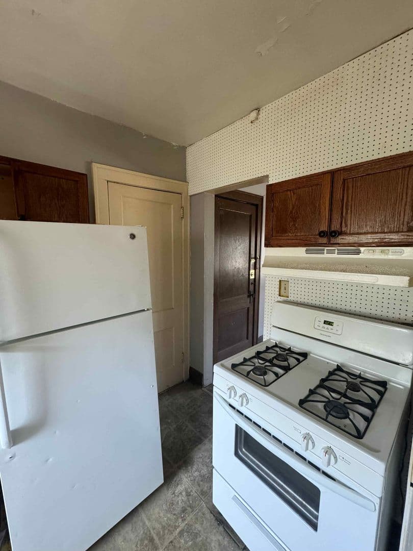 Minneapolis Apartment: 806-08 5th St SE