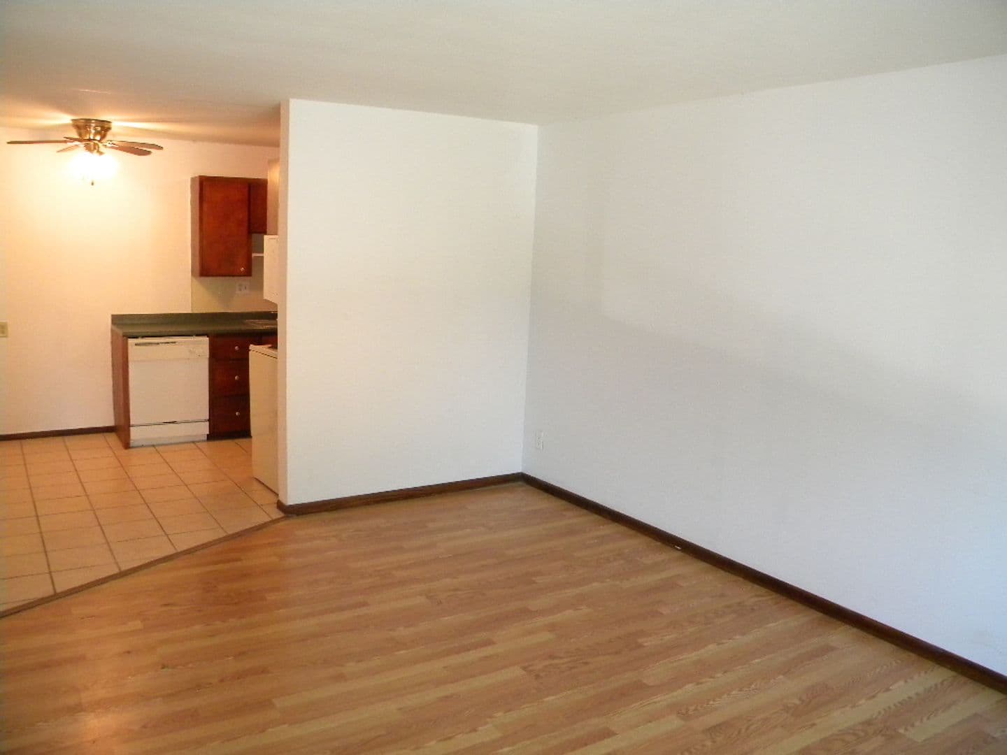 Minneapolis Apartment: 904-912 21st Ave S