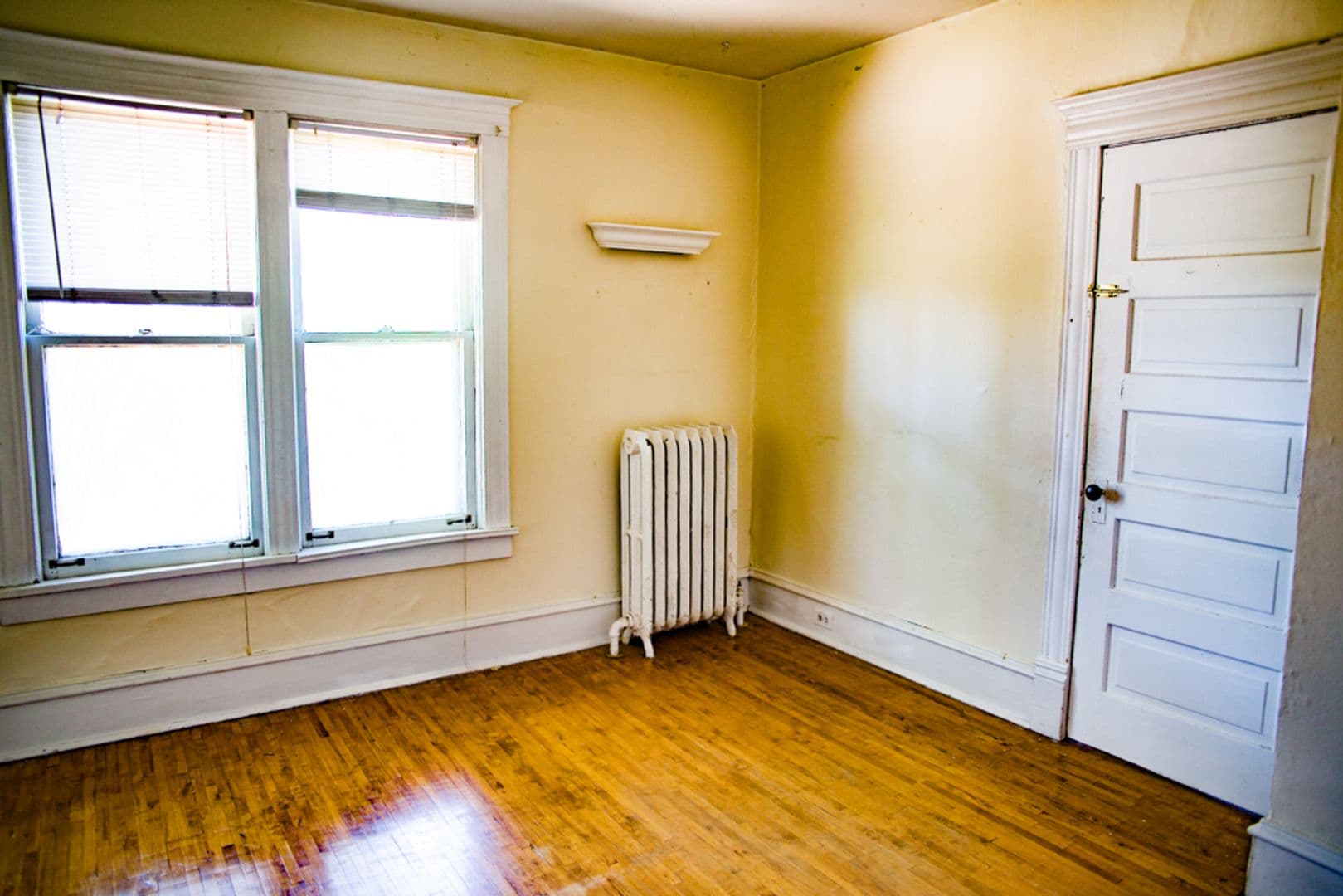Minneapolis House: 1811 Como Ave SE