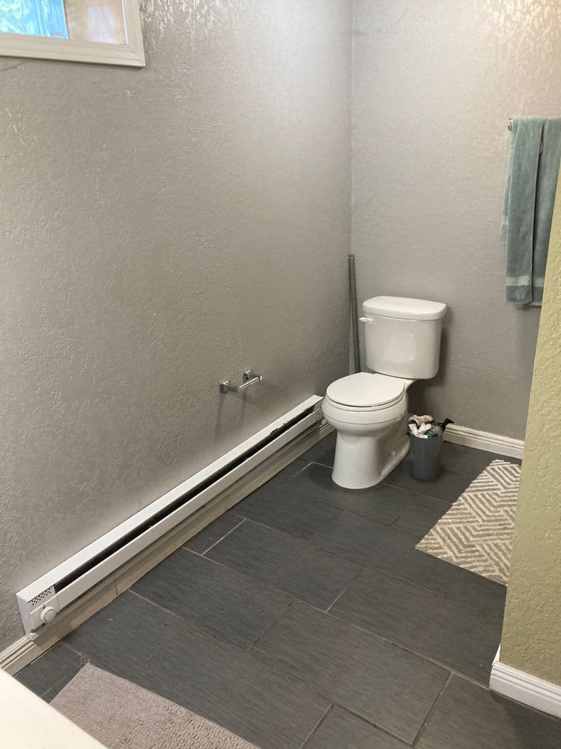 Minneapolis Apartment: 2008 Como Ave SE