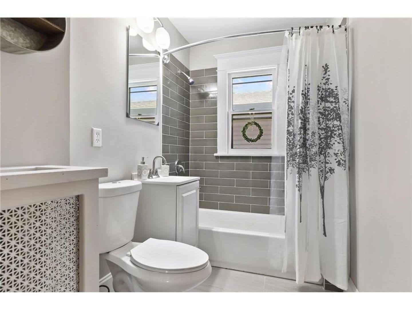 St. Paul House: 1310 Marshall Ave