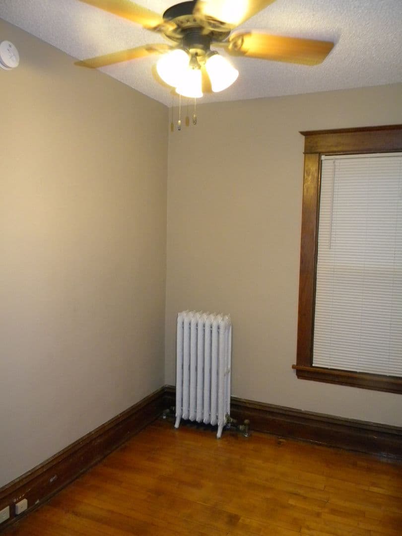 Minneapolis Apartment: 742 Buchanan St NE