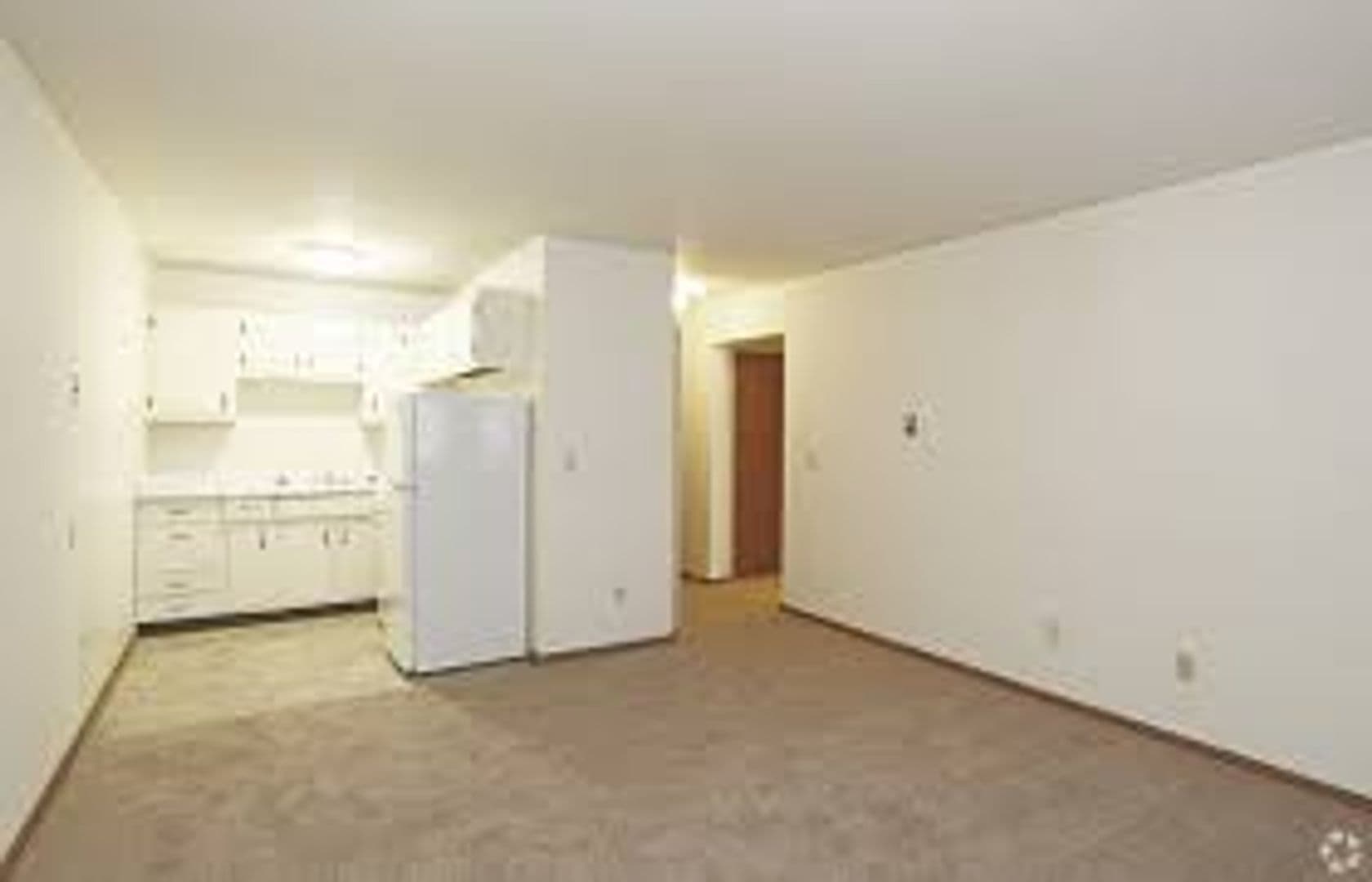 Minneapolis Apartment: 621 5th Ave SE