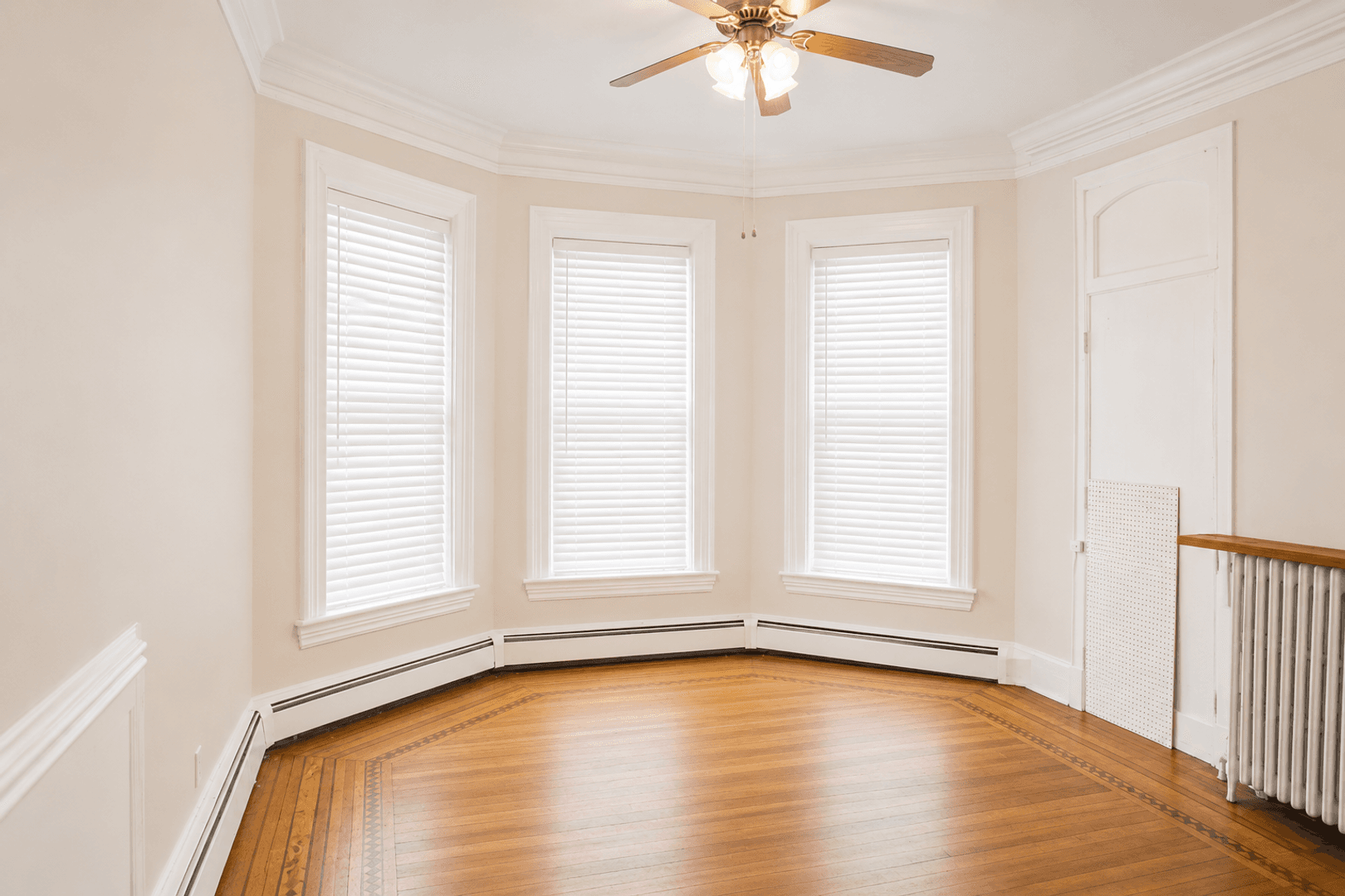 Minneapolis Apartment: 1103 5th St SE