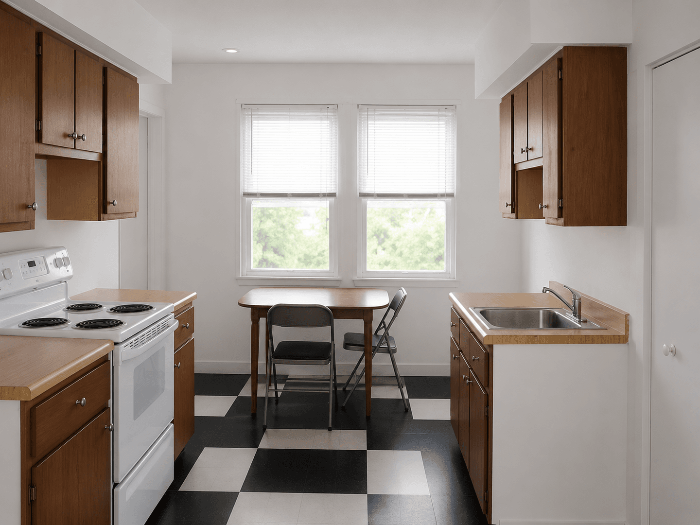 Minneapolis Apartment: 1062 11th Ave SE