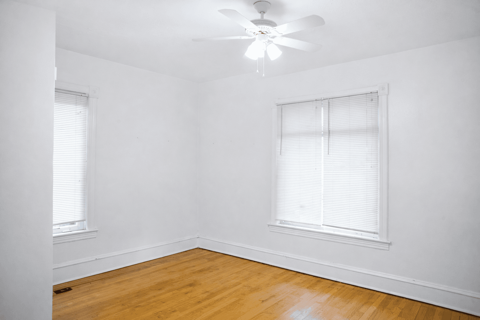 Minneapolis Apartment: 1075 24th Ave SE