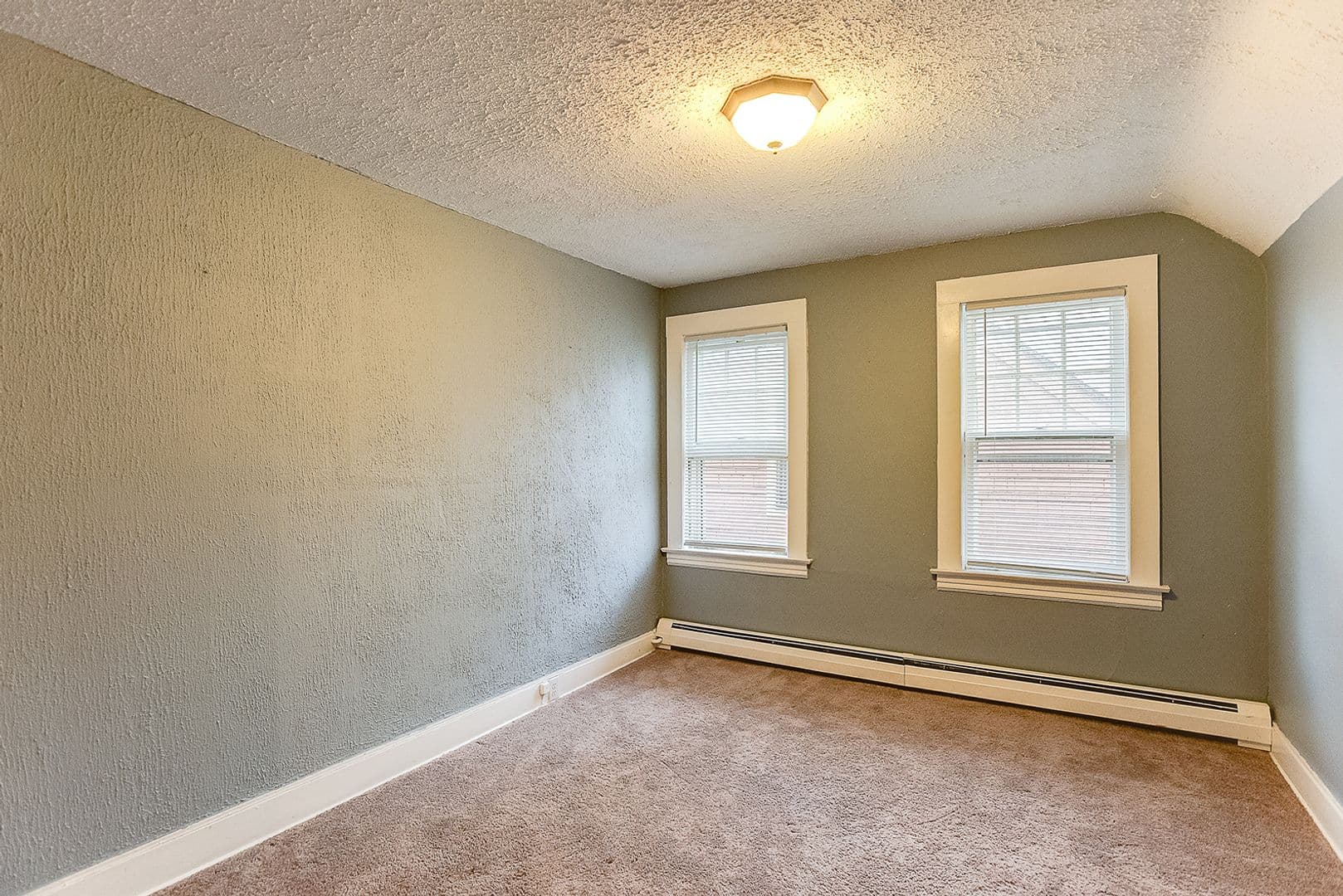 St. Paul House: 1368 Minnehaha Ave