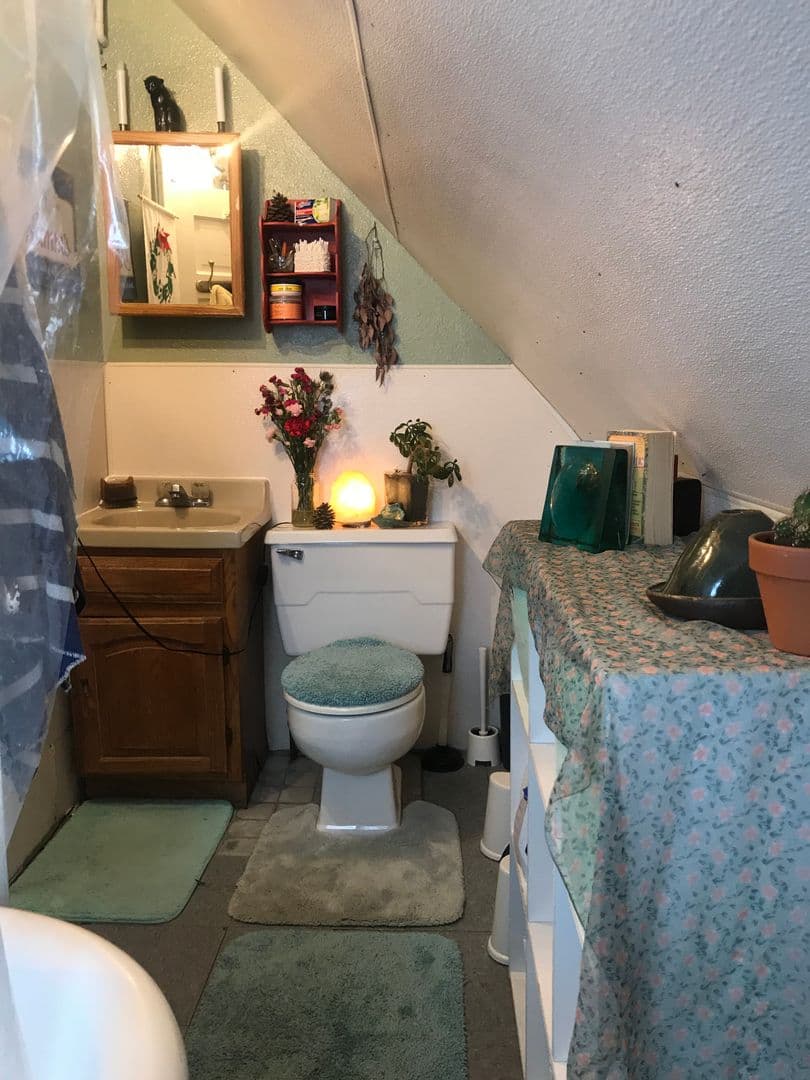 Minneapolis Apartment: 811 28th Ave S