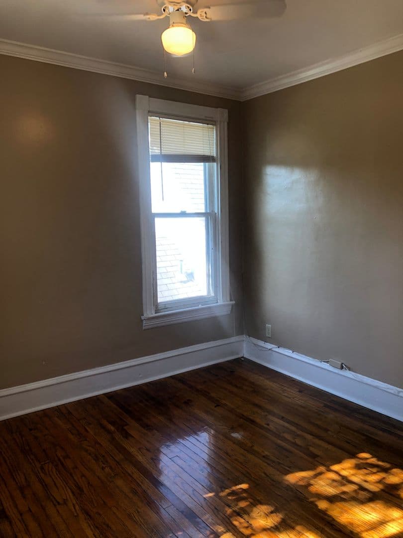 Minneapolis Apartment: 2929 Fillmore St NE
