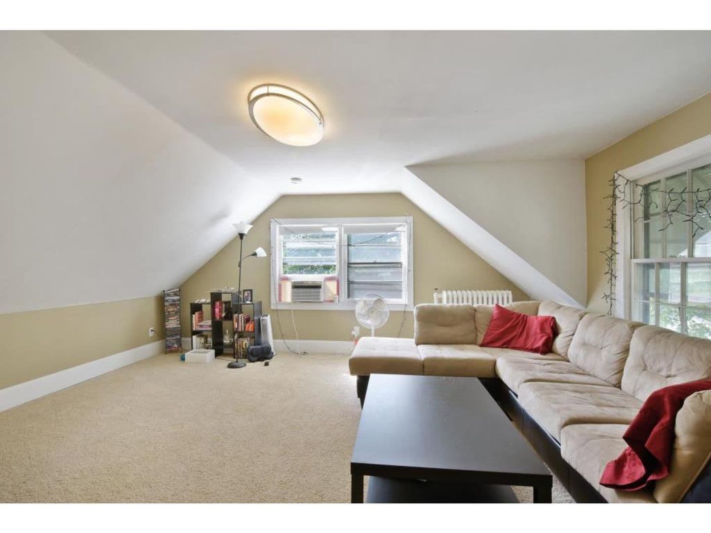 St. Paul Apartment: 1270 Seminary Ave