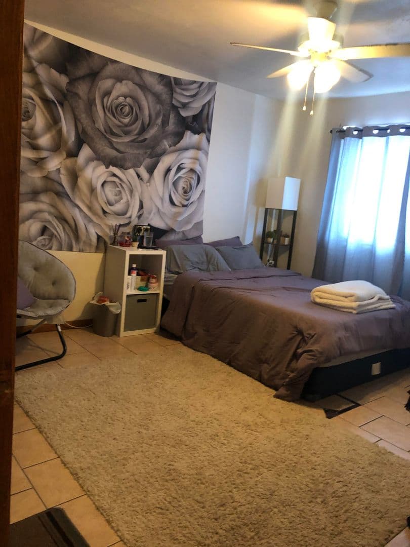 Minneapolis Apartment: 800 University Ave SE