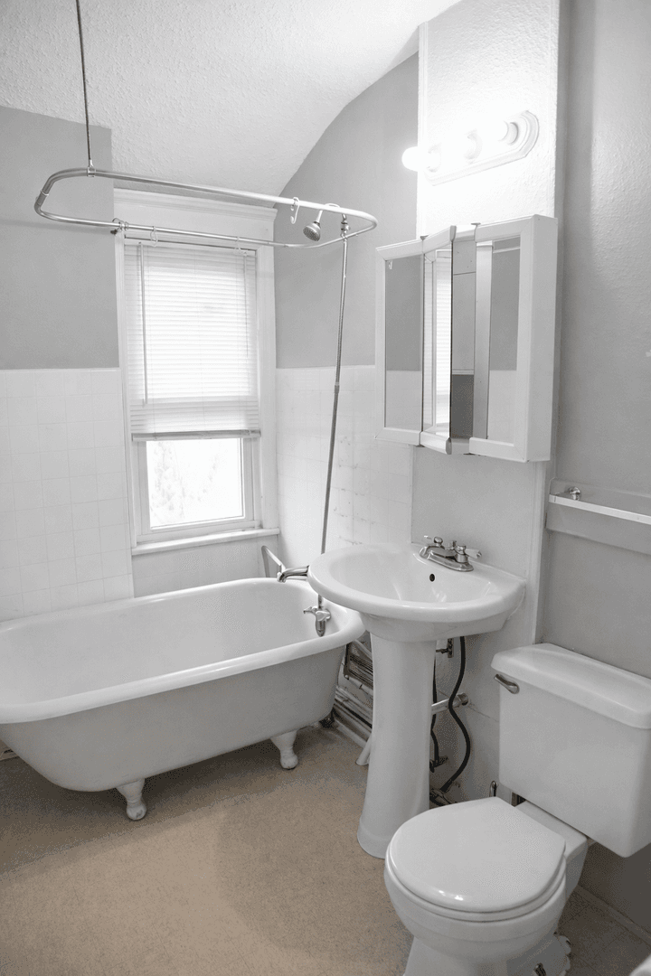 Minneapolis Apartment: 1075 24th Ave SE