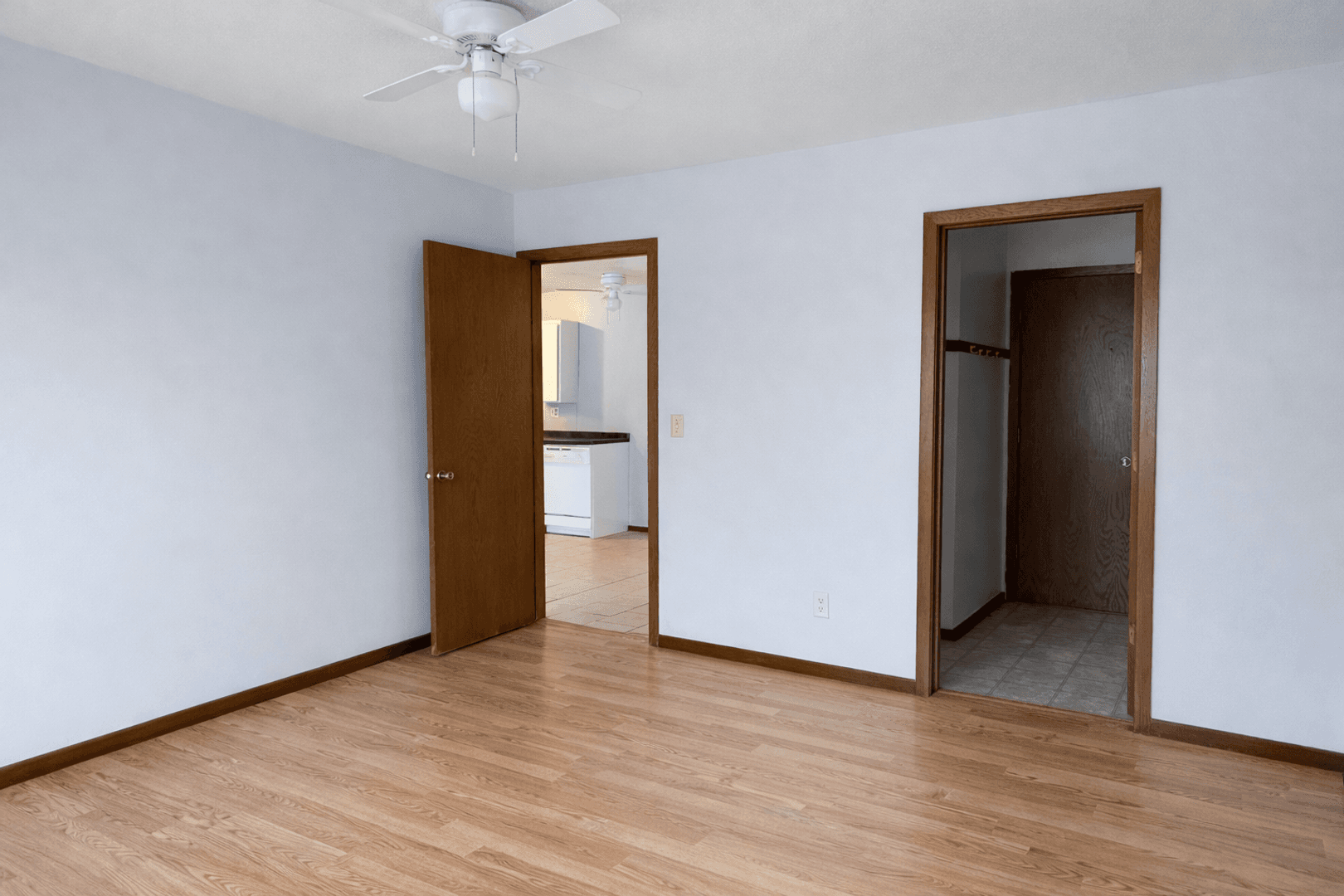 Minneapolis Apartment: 904-912 21st Ave S