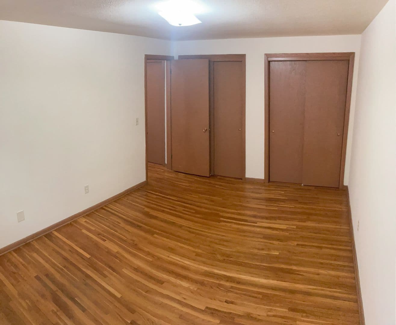 Minneapolis Apartment: 3111 4th St SE