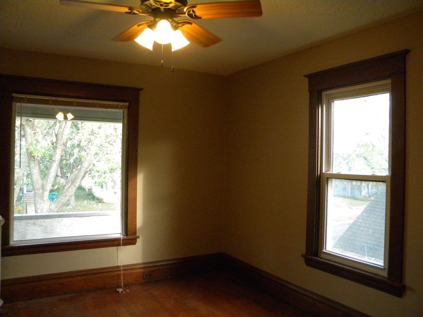 Minneapolis Apartment: 742 Buchanan St NE