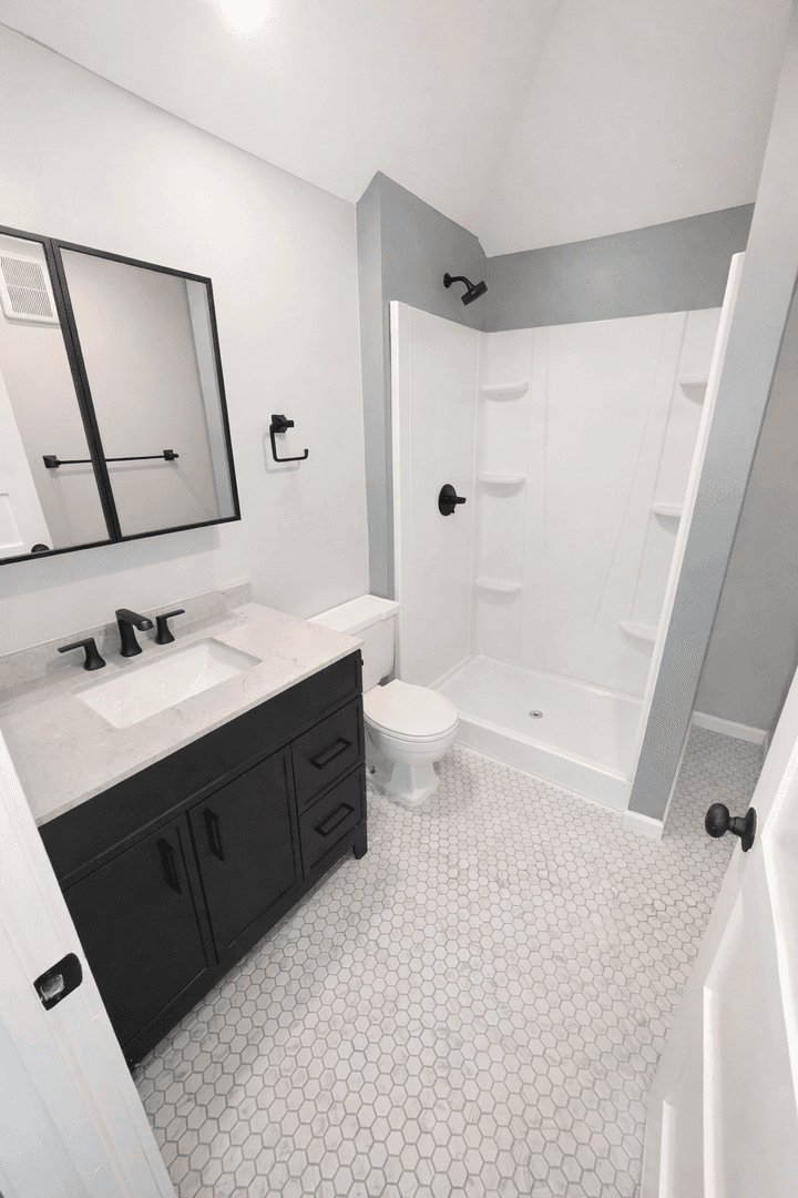 St. Paul Apartment: 427-429 Dewey St