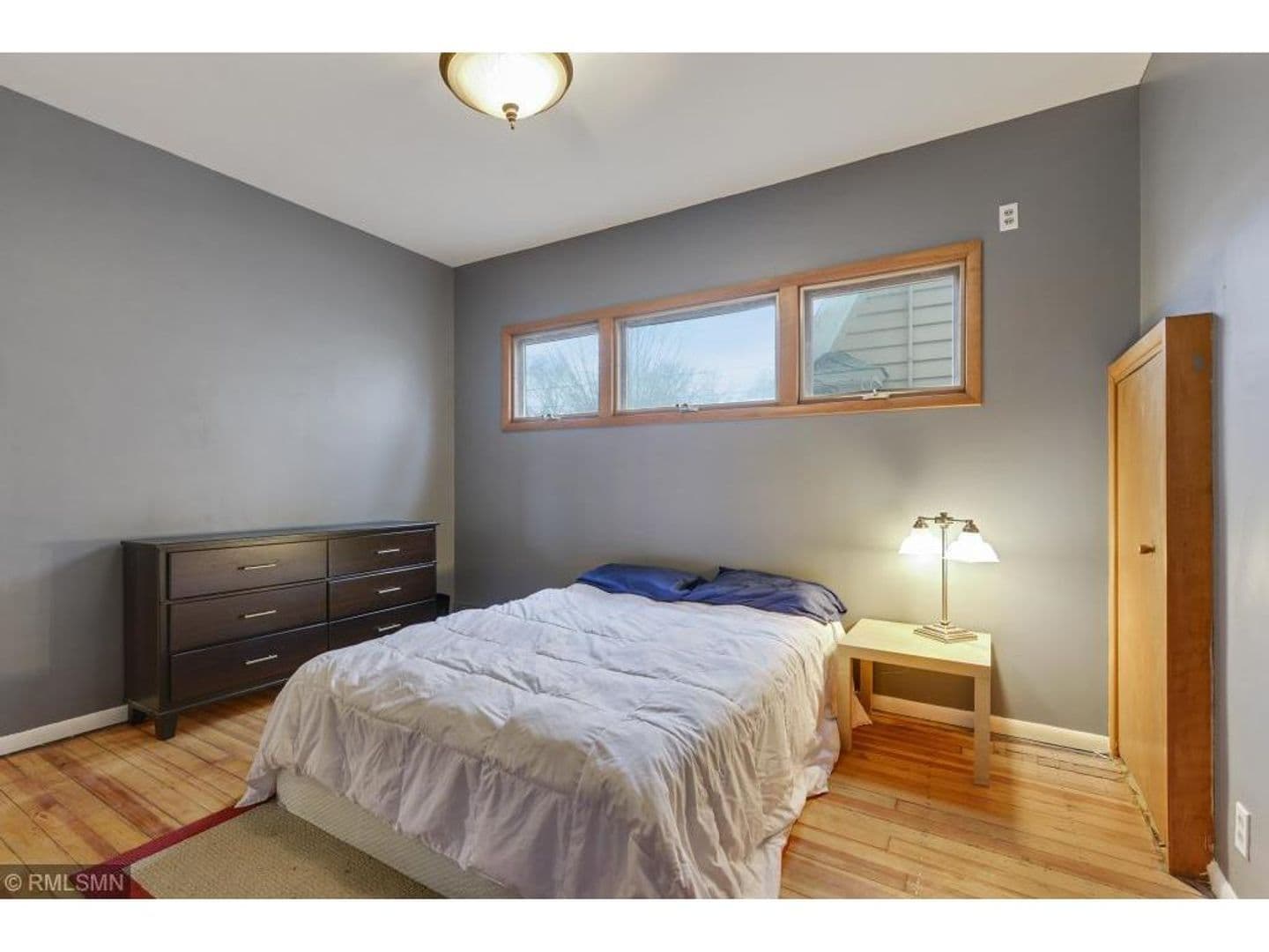 St. Paul Apartment: 1522 Minnehaha Ave W