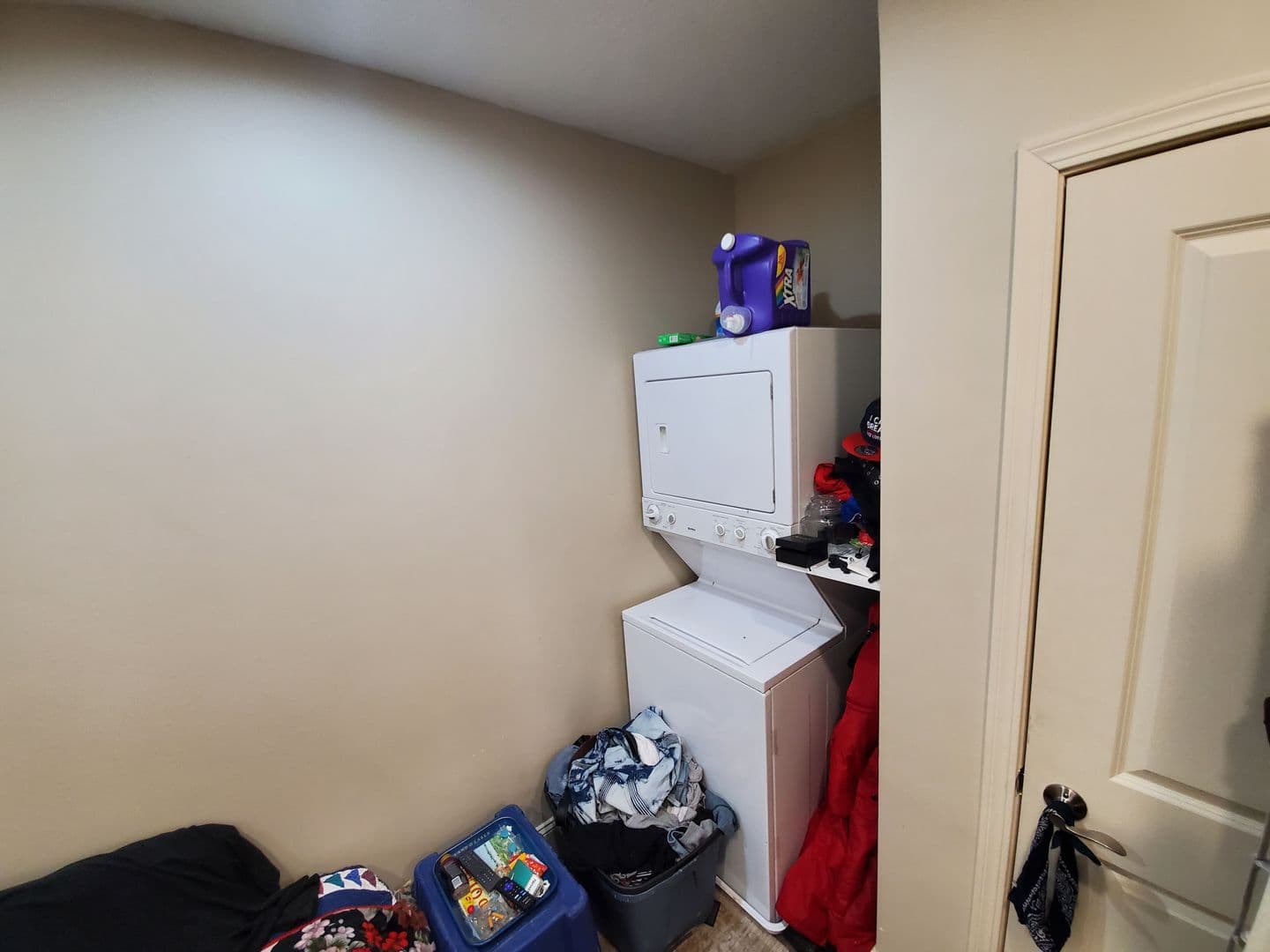 St. Paul Apartment: 293 Wilder St