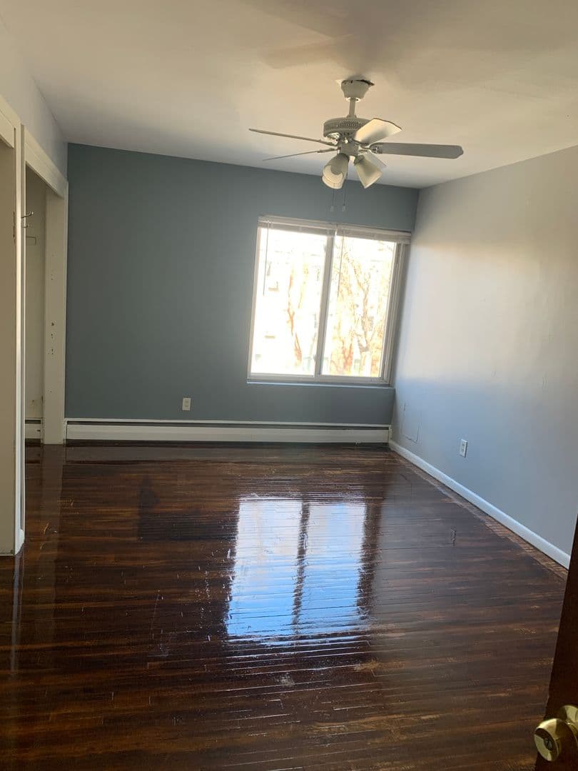 Minneapolis Apartment: 801 University Ave SE