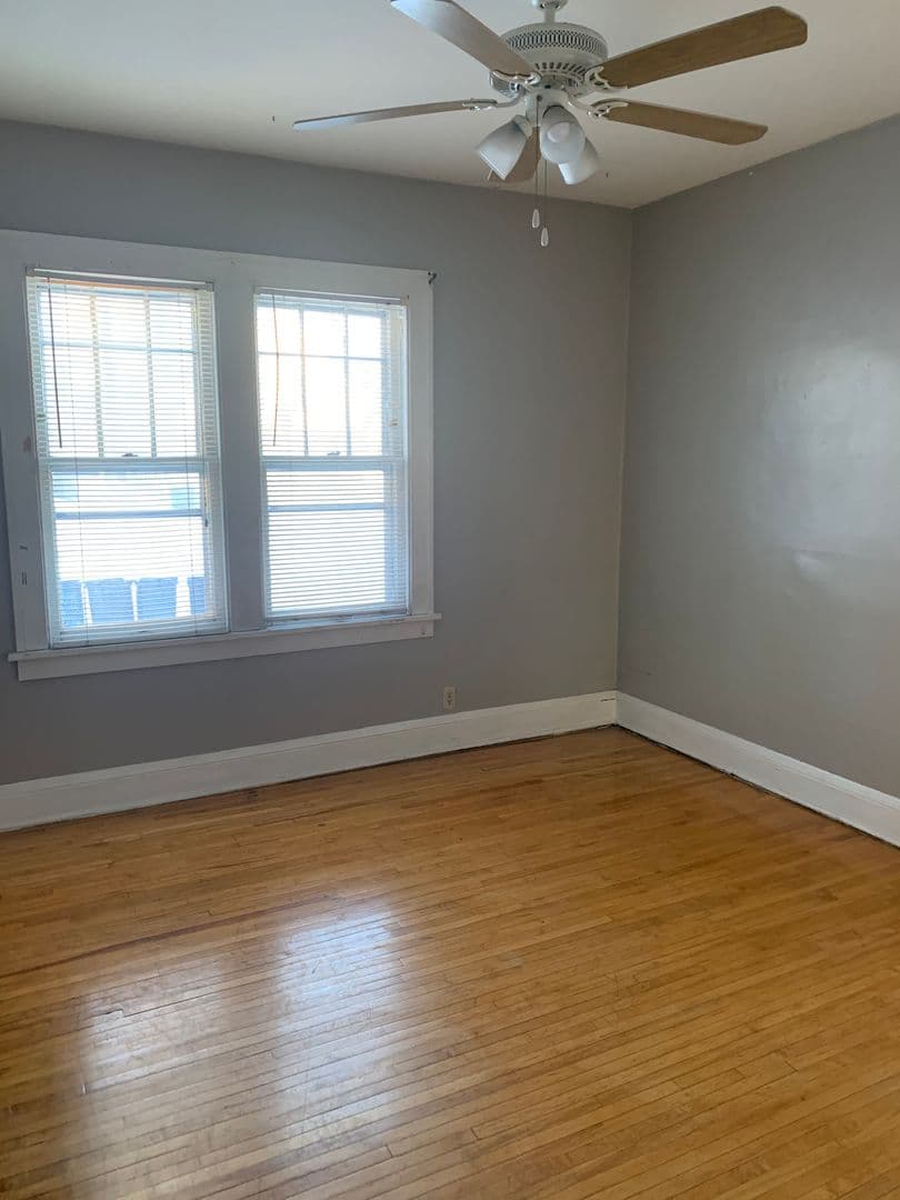 Minneapolis Apartment: 806-08 5th St SE