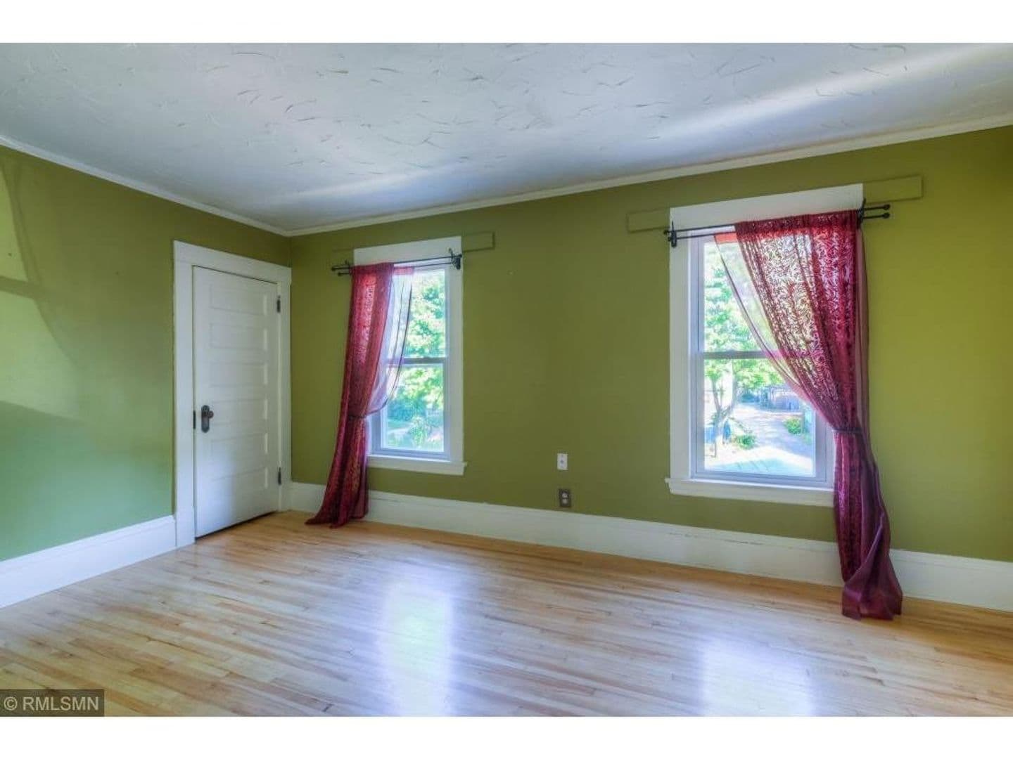 St Paul House: 1654 Van Buren Ave