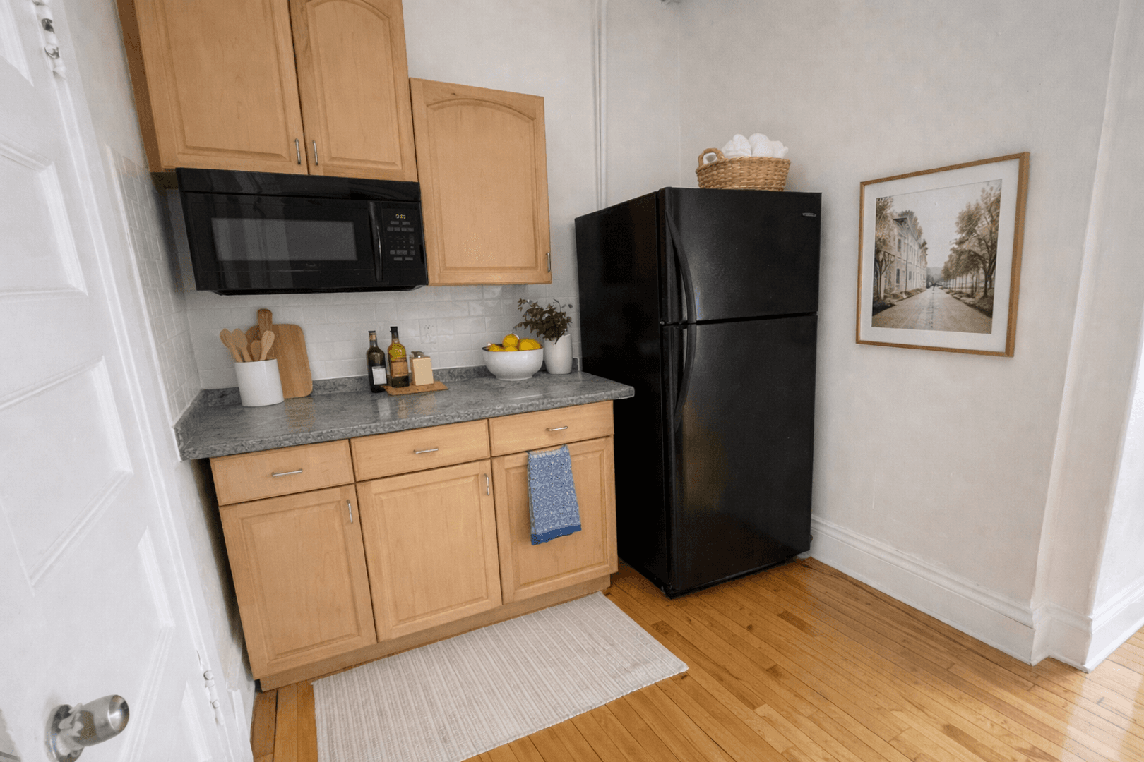 Minneapolis Apartment: 812 4th St SE