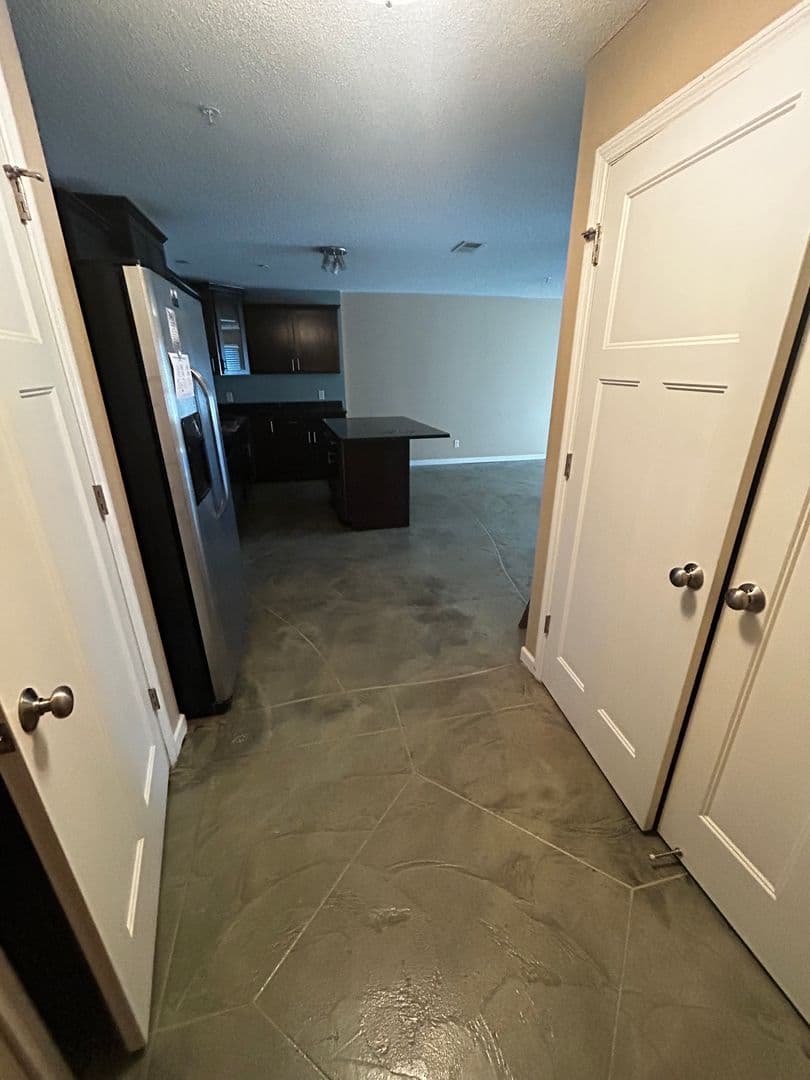 Minneapolis Apartment: 633 Ontario St SE